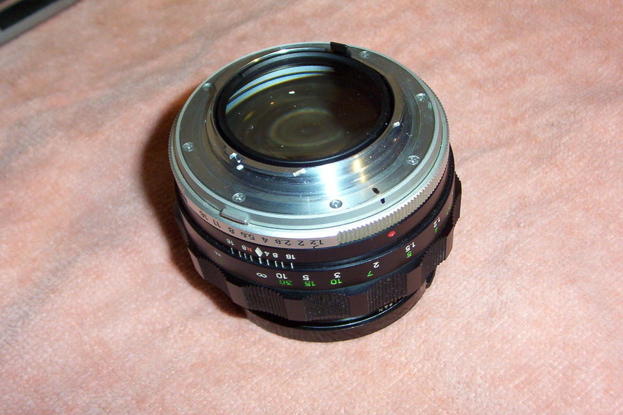 th_Rokkor 58mm 001.jpg