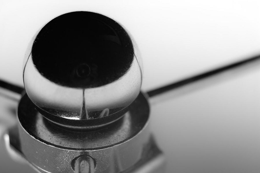 bw lamp top.JPG