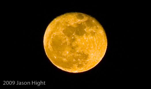 moon-4-10-09.jpg