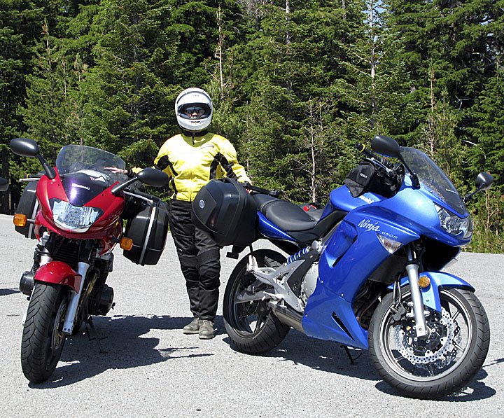 IMG_0078 Kathleen with 650R & ZR-7S.jpg