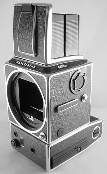 Hasselblad 555ELD-3-BW.jpg