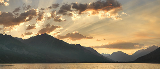 Sky rays pan small.jpg