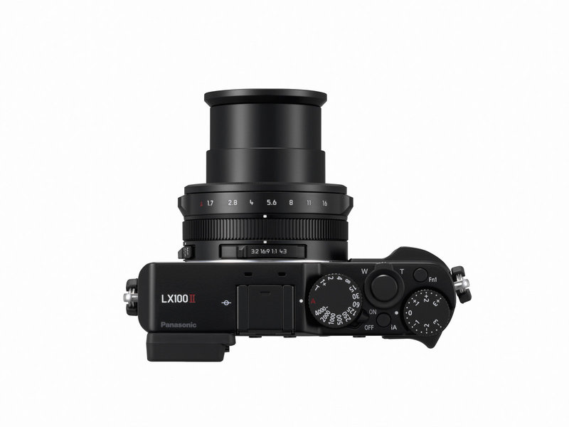 031-FY2018-Panasonic-LUMIX LX100 II-produktbild-top-1.jpg 031-FY2018-Panasonic-LUMIX LX100 II-produktbild-top-1.jpg