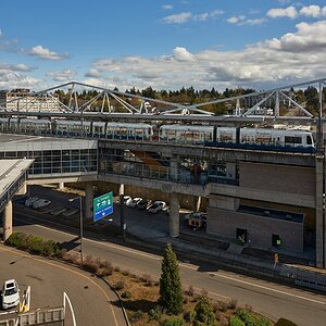 st-sea-tac-airport-station-small.jpg