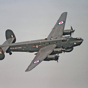 1 Avro Shackleton AEW 3 of 8 Squadron sf.jpg